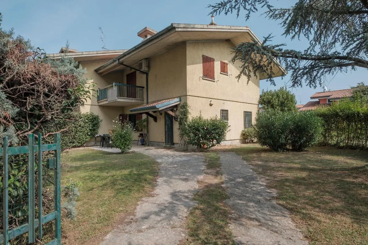 Villa Ida - 2 Bedrooms Apartment With Private Garden Sirmione