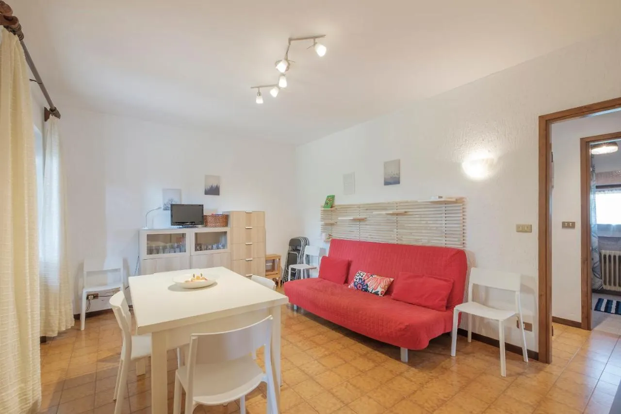 Villa Ida - 2 Bedrooms Apartment With Private Garden Sirmione