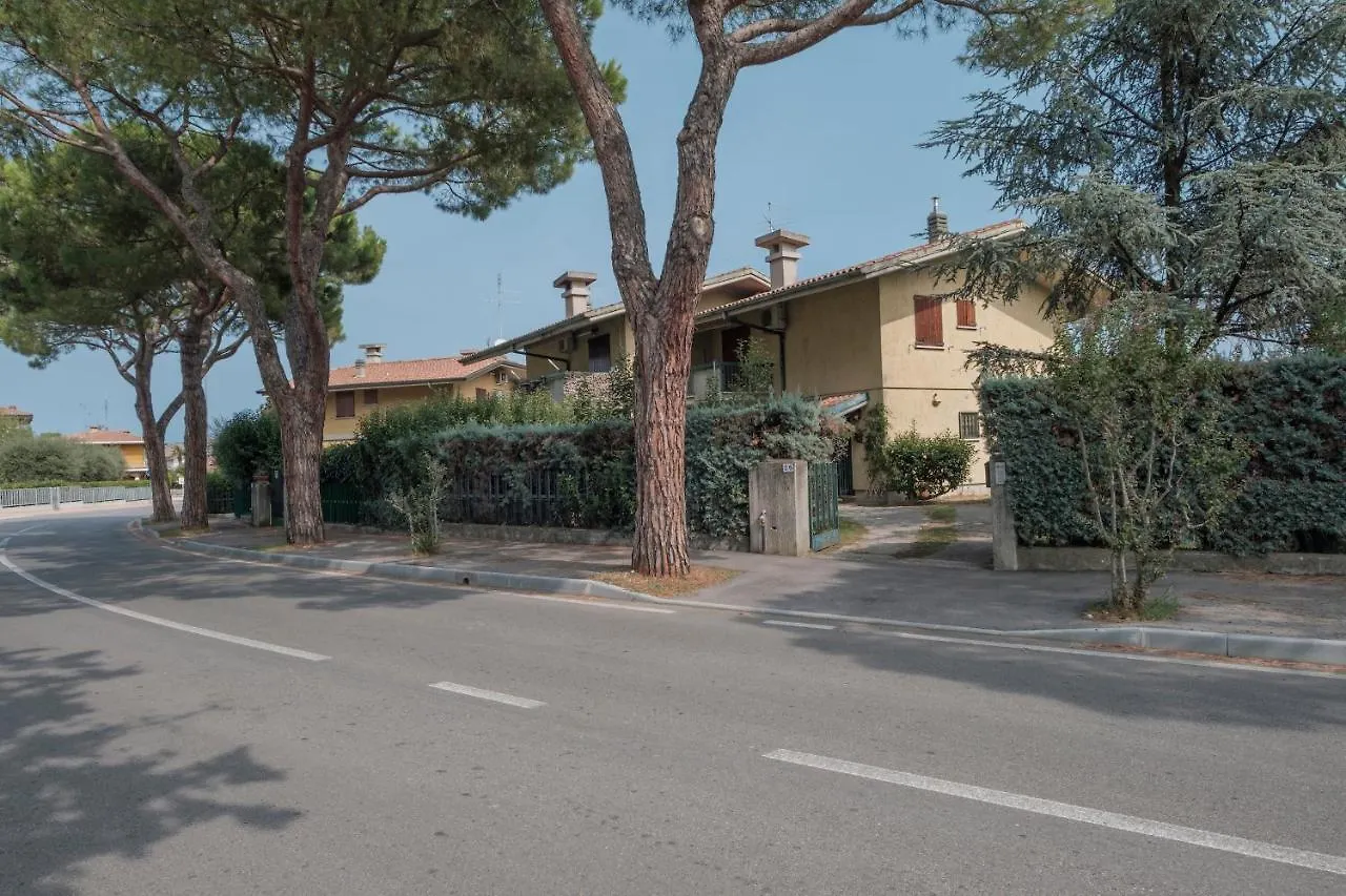 Villa Ida - 2 Bedrooms Apartment With Private Garden Sirmione
