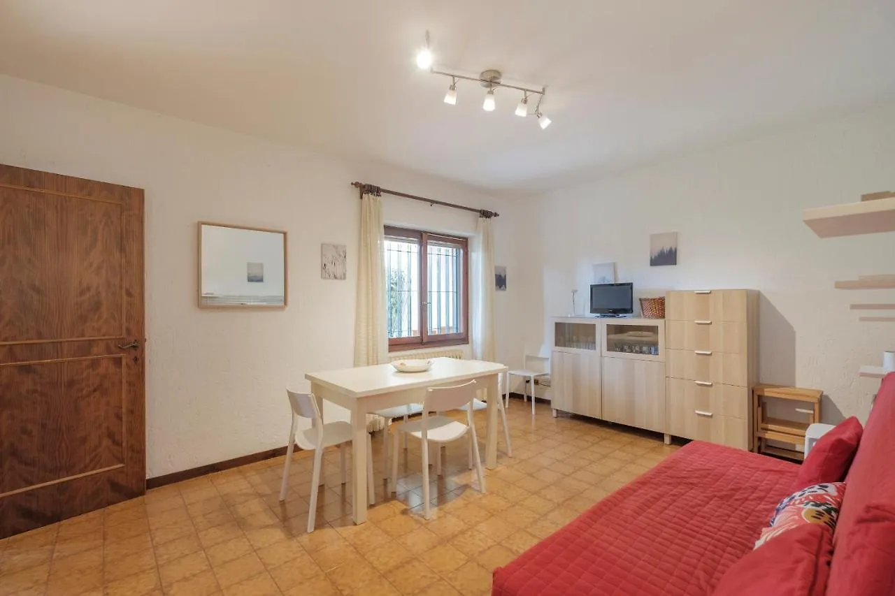 Villa Ida - 2 Bedrooms Apartment With Private Garden Sirmione