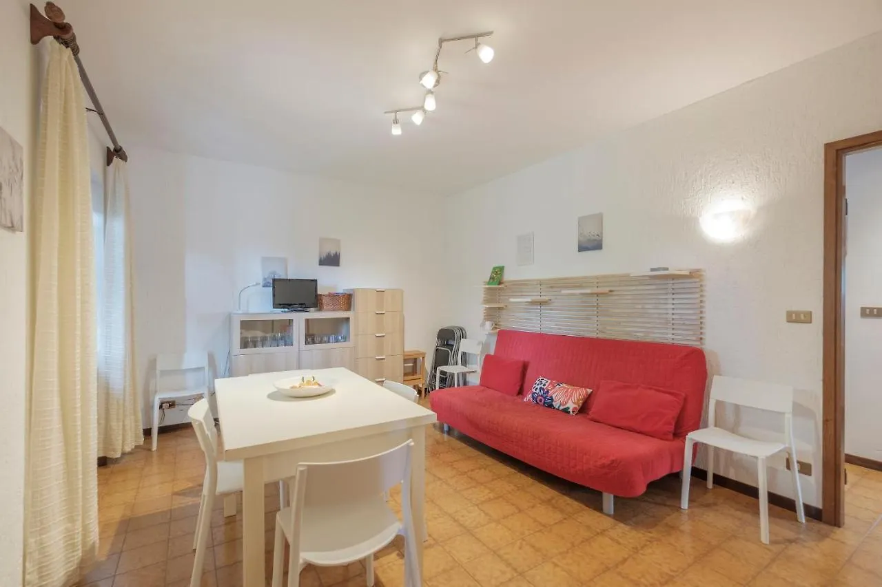 Villa Ida - 2 Bedrooms Apartment With Private Garden Sirmione